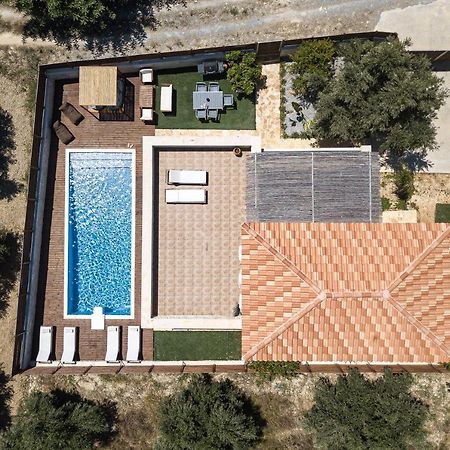 Villa Vera - With Private Heated Pool & Jacuzzi Pangalochori Экстерьер фото