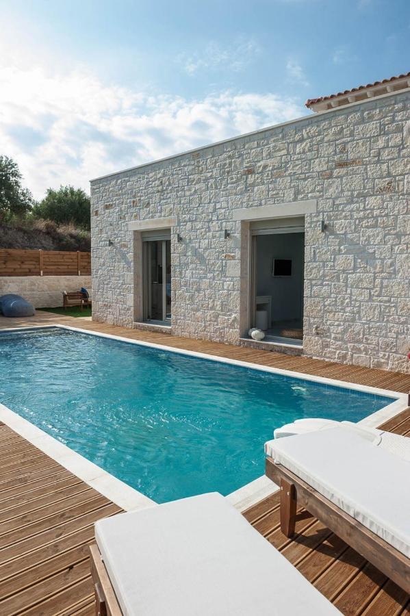 Villa Vera - With Private Heated Pool & Jacuzzi Pangalochori Экстерьер фото