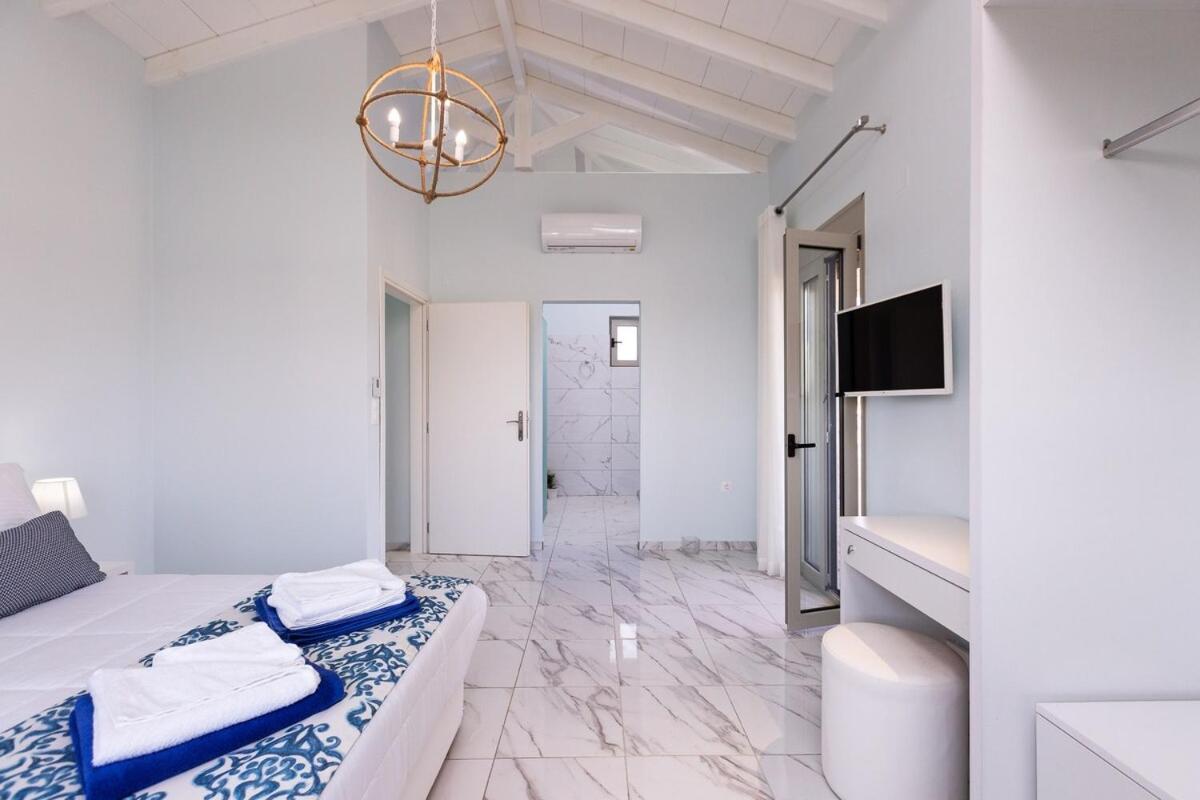Villa Vera - With Private Heated Pool & Jacuzzi Pangalochori Экстерьер фото